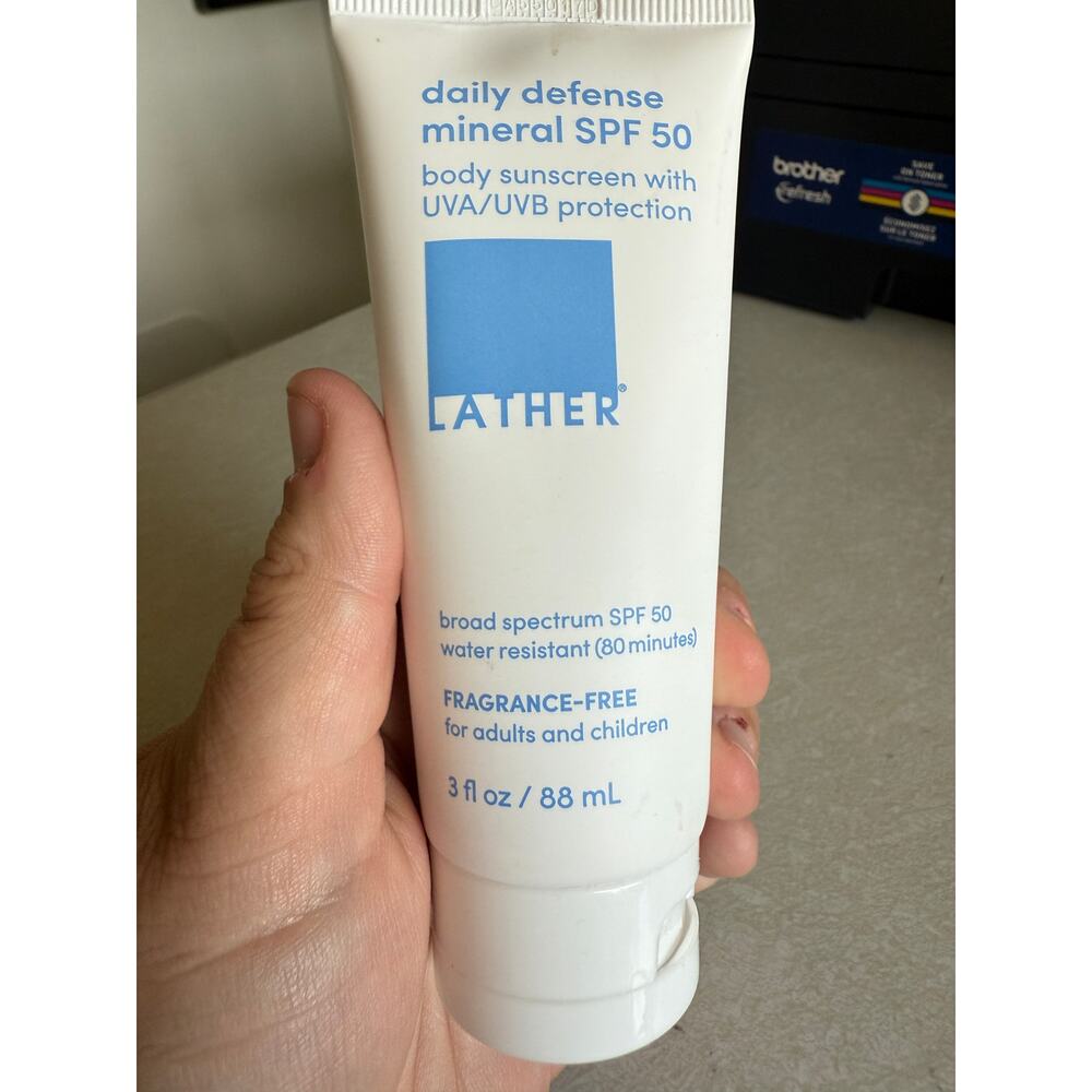 Lather Daily Defense SPF 50 Body Mineral Sunscreen 3 fl. oz new
